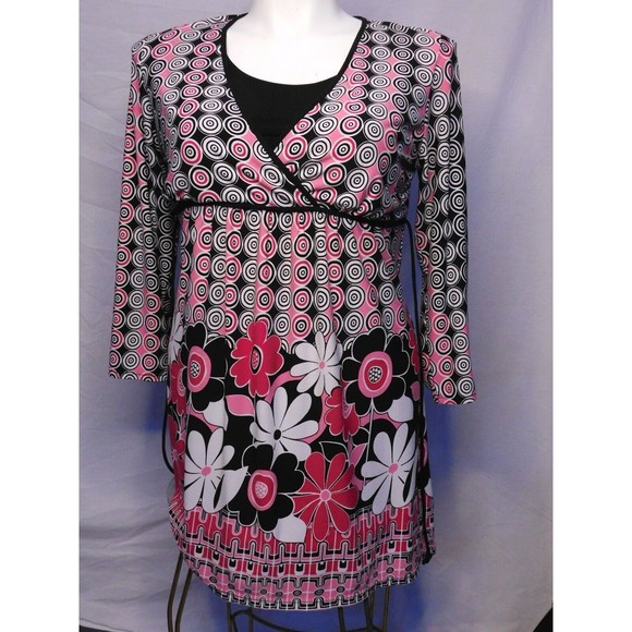 Elementz Ladies  Large Floral Blouse Top, Deep V- Neckline w/ insert, 3/4 Sleeve - Picture 2 of 5